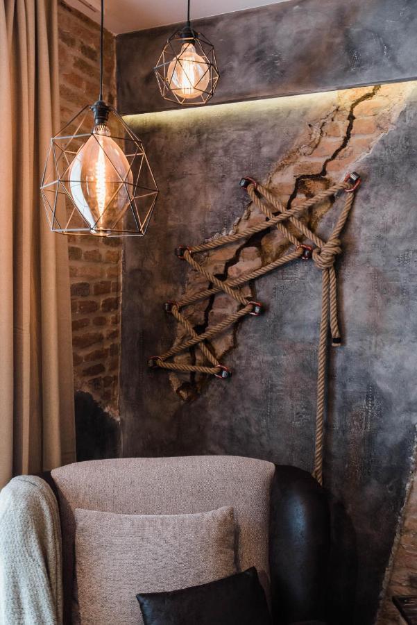 Square 19-Boutique Hotel Novi Sad Exterior photo